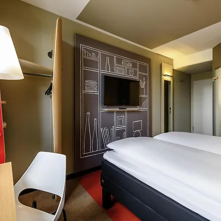 Ξενοδοχείο Ibis 3*