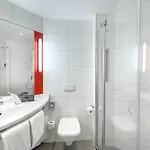 Ibis 3*