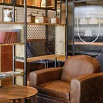 Ibis 3*