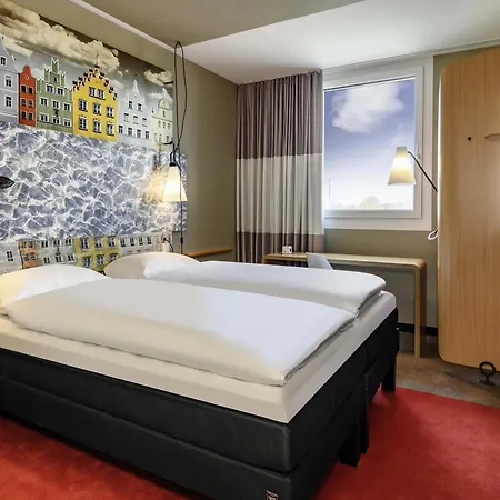 Ibis لاندشوت