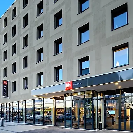 Ibis 3*
