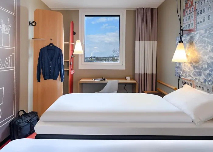 Ibis Hotel 3*